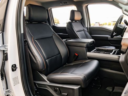 Used 2026 Ford F450 Lariat w/ FX4 Off-Road Package AWD/4WD image 57