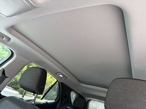Used 2024 Chevrolet Equinox LT FWD image 17