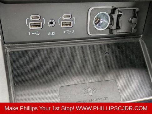 Used 2023 Jeep Grand Cherokee L Laredo AWD/4WD image 20