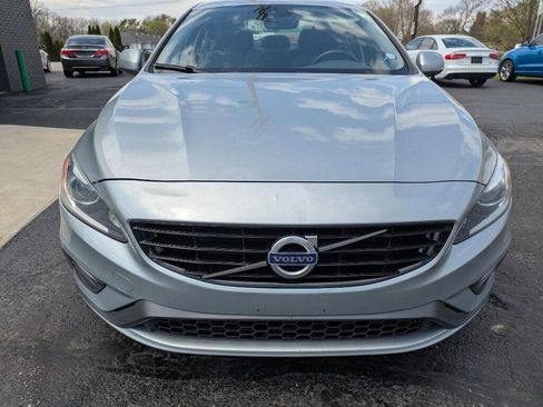 Used 2017 Volvo S60 T5 Dynamic image 7