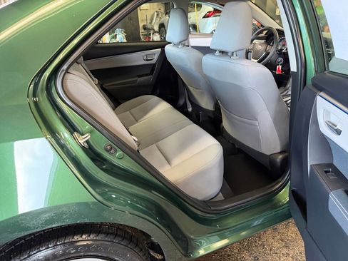 Used 2014 Toyota Corolla LE FWD image 33