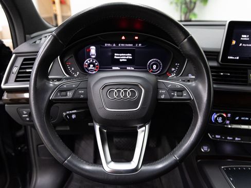 Used 2019 Audi Q5 2.0T Premium Plus w/ Premium Plus Package AWD/4WD image 16