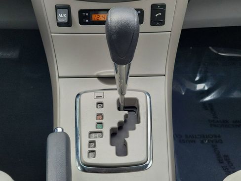 Used 2011 Toyota Corolla LE image 30