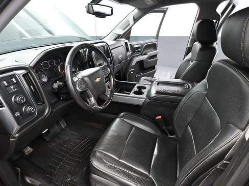 Used 2015 Chevrolet Silverado 1500 LTZ Z71 w/ Midnight Edition image 27