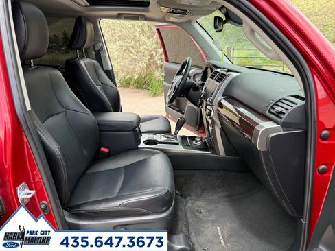 Used 2021 Toyota 4Runner Limited AWD/4WD image 35