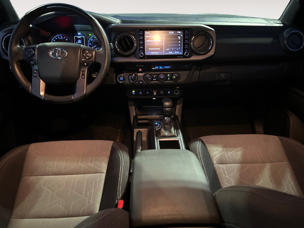 Used 2023 Toyota Tacoma TRD Off-Road w/ Technology Package AWD/4WD image 10