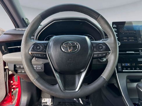 Used 2019 Toyota Avalon Limited FWD image 26