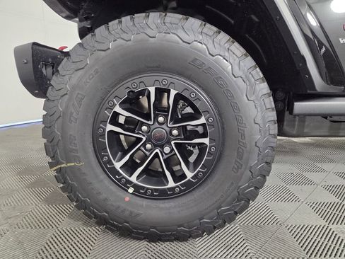 New 2026 Jeep Wrangler Unlimited Rubicon AWD/4WD image 7