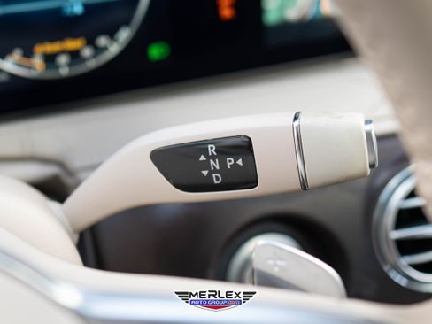 Used 2018 Mercedes-Benz S 560 4MATIC Sedan w/ AMG Line Exterior image 27