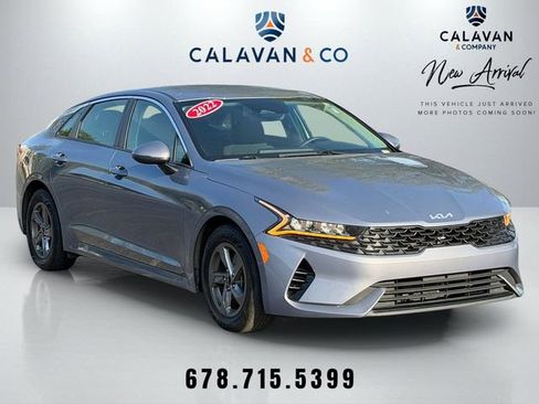 Used 2022 Kia K5 LXS FWD image 1