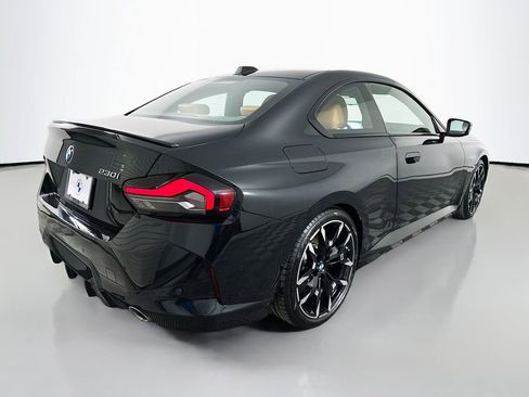 Used 2025 BMW 230i Coupe w/ M Sport Package RWD image 5