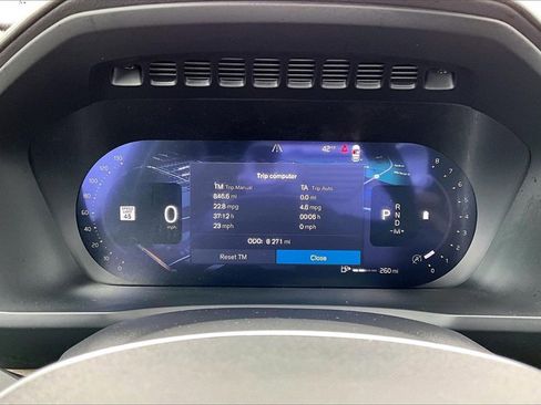 Certified 2026 Volvo XC90 B6 Plus w/ Protection Package Premier image 13