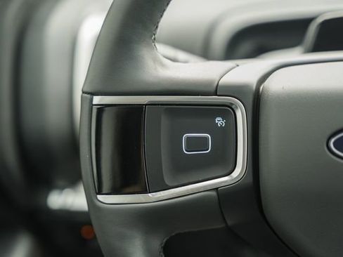 Used 2025 Ford Expedition Active AWD/4WD image 43