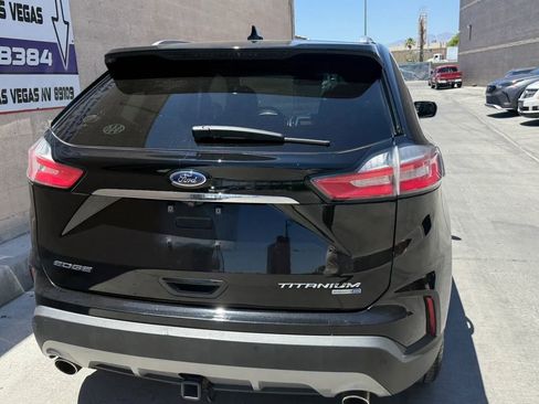 Used 2019 Ford Edge Titanium w/ Cold Weather Package AWD/4WD image 5