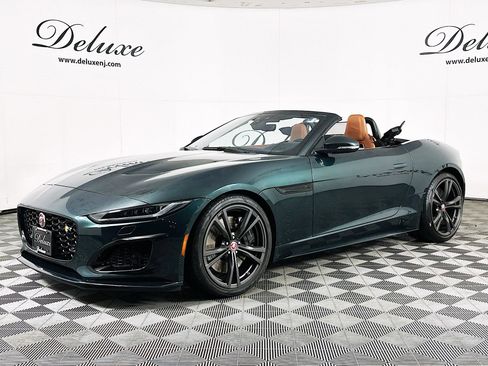 Used 2023 Jaguar F-TYPE R image 6