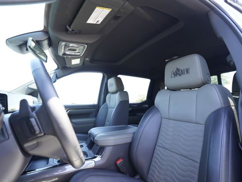 Certified 2024 Chevrolet Silverado 1500 ZR2 w/ ZR2 Bison Edition image 8