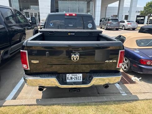 Used 2017 RAM 1500 Laramie w/ Convenience Group AWD/4WD image 6