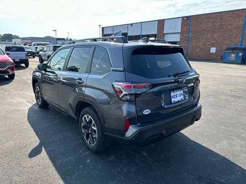 Used 2025 Subaru Forester Premium AWD/4WD image 7