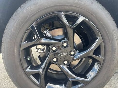 Used 2026 Chevrolet Trax LT w/ Driver Confidence Package FWD image 9