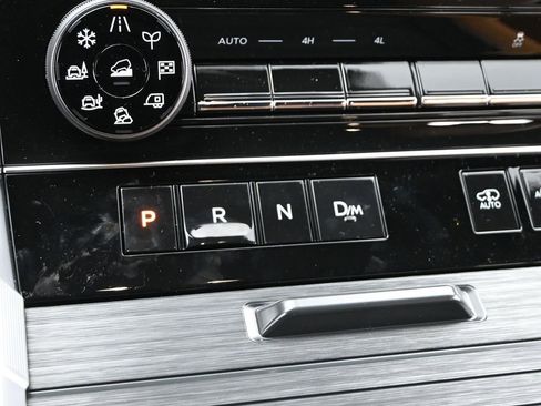 New 2026 Nissan Armada Platinum Reserve w/ Convenience Package AWD/4WD image 22