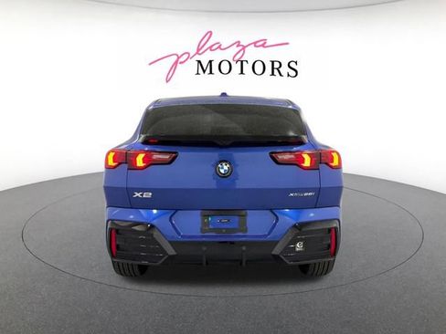 New 2026 BMW X2 xDrive28i w/ Technology Package AWD/4WD image 4