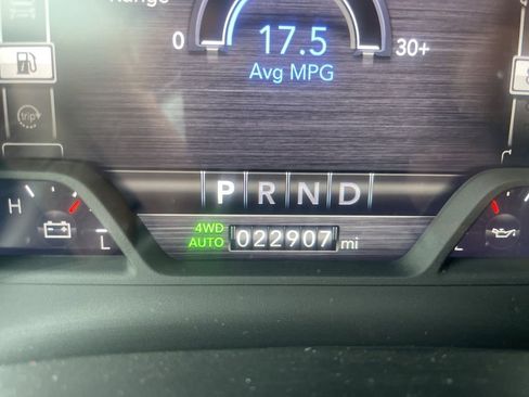 Used 2023 RAM 1500 Laramie image 14