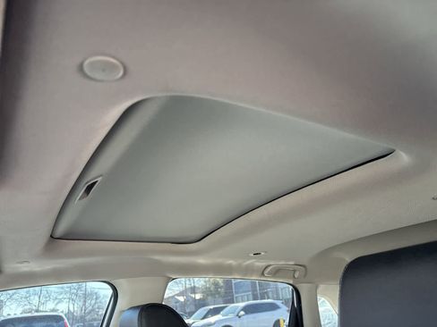 Used 2024 Honda HR-V EX-L image 24