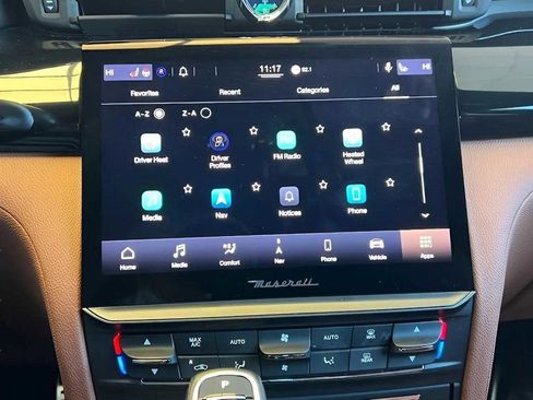 Used 2022 Maserati Quattroporte GT image 32