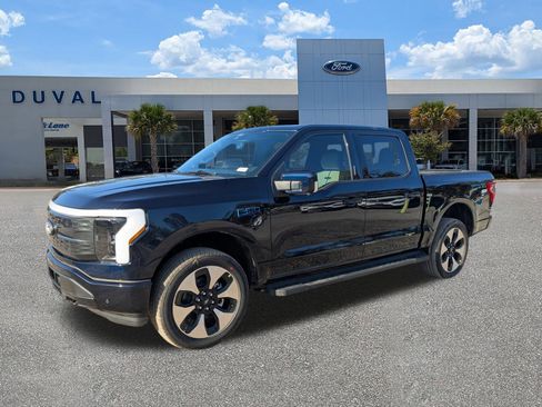 New 2025 Ford F150 Lightning Platinum image 8