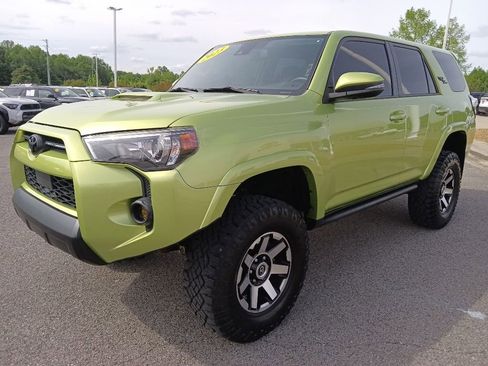 Used 2023 Toyota 4Runner TRD Off-Road Premium w/ Moonroof Package AWD/4WD image 7