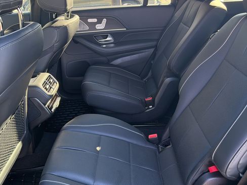 Certified 2022 Mercedes-Benz GLS 580 4MATIC image 4