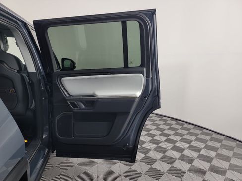 Used 2024 Rivian R1S Adventure AWD/4WD image 19