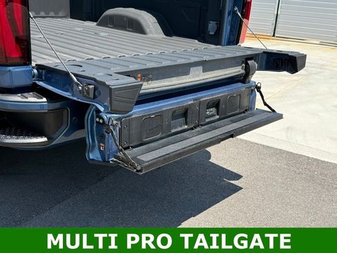 Used 2024 GMC Sierra 2500 Denali Ultimate AWD/4WD image 16