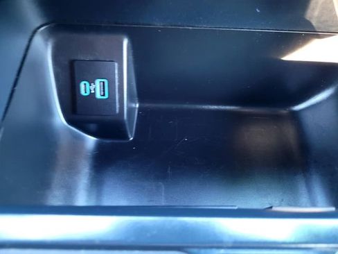 Used 2024 Ford F150 XLT w/ Mobile Office Package image 17