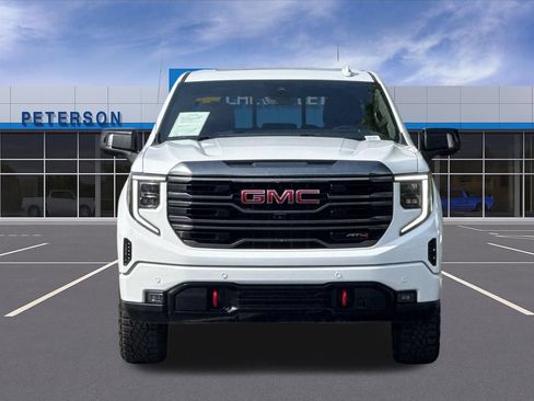 Certified 2024 GMC Sierra 1500 AT4 w/ Technology Package AWD/4WD image 9