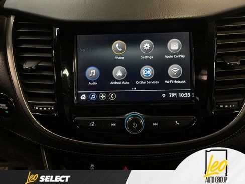 Used 2018 Chevrolet Trax LT w/ LT Convenience Package AWD/4WD image 10