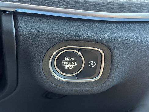 New 2026 Mercedes-Benz GLE 450 4MATIC image 23