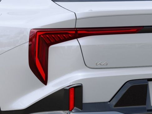 New 2026 Kia K4 GT-Line w/ GT-Line Premium Package FWD image 11