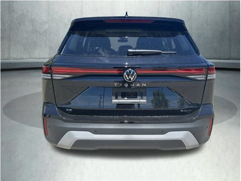 New 2026 Volkswagen Tiguan SE AWD/4WD image 4