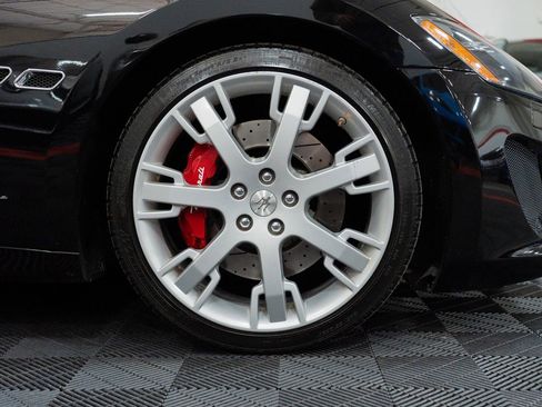 Used 2014 Maserati GranTurismo Sport RWD image 14