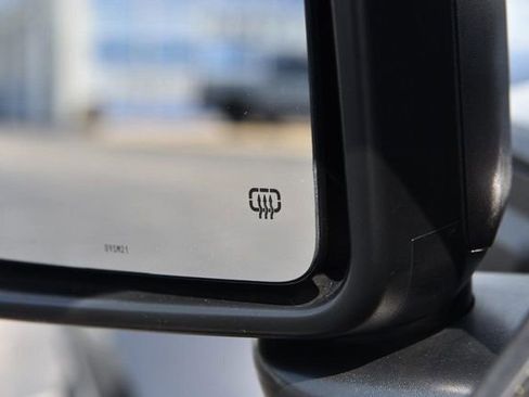 Used 2021 Jeep Wrangler Unlimited Sahara w/ Cold Weather Group AWD/4WD image 9