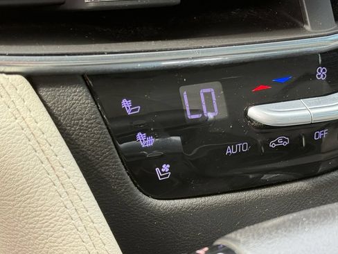 Used 2017 Cadillac CT6 Luxury AWD/4WD image 35