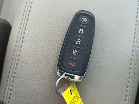 Used 2016 Ford Escape Titanium w/ Equipment Group 301A image 33