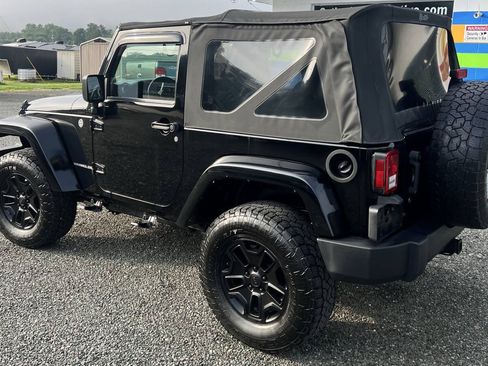 Used 2014 Jeep Wrangler Sport w/ Quick Order Package 24S AWD/4WD image 3