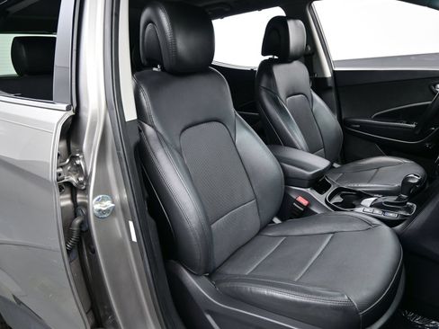 Used 2017 Hyundai Santa Fe Sport w/ 2.0T Ultimate Tech Package 05 AWD/4WD image 14