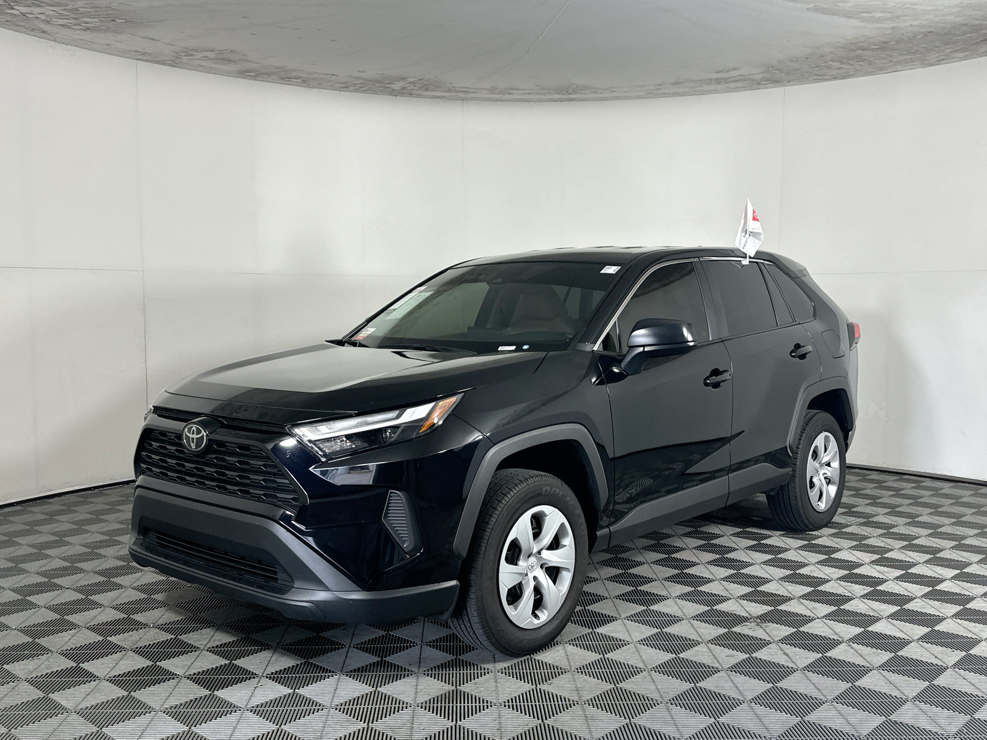 Certified 2025 Toyota RAV4 LE FWD image 7