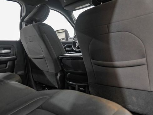 Used 2024 RAM 2500 Big Horn w/ Sport Appearance Package image 37