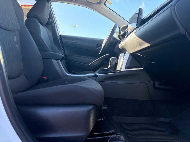 Used 2023 Toyota Corolla Cross LE AWD/4WD image 19