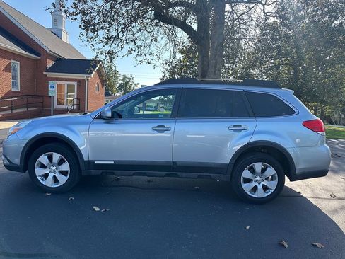 Used 2012 Subaru Outback 2.5i Premium AWD/4WD image 8