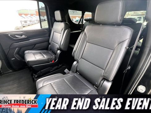 Used 2021 Chevrolet Suburban LT image 20
